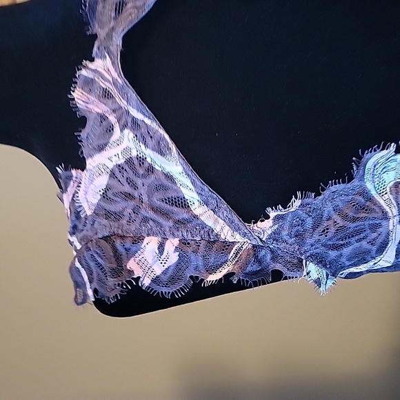 Victoria’s Secret PINK Padded Bralette / Bra Pastel Lace - Picture 5 of 9